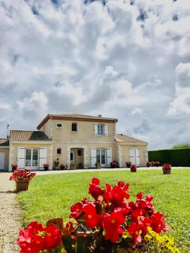Le Nid Des Deux Aigles Bed & Breakfast Matha ภายนอก รูปภาพ
